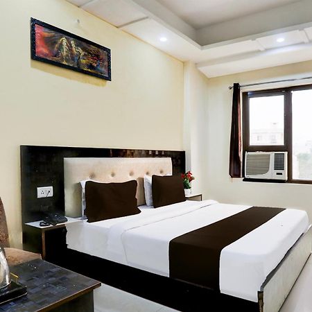 Super Hotel O Indira Enclave Haridwar Raiwala Kültér fotó