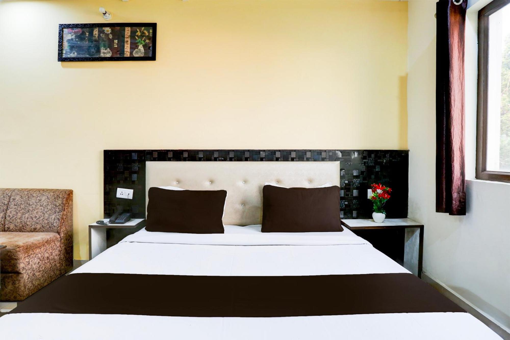 Super Hotel O Indira Enclave Haridwar Raiwala Kültér fotó
