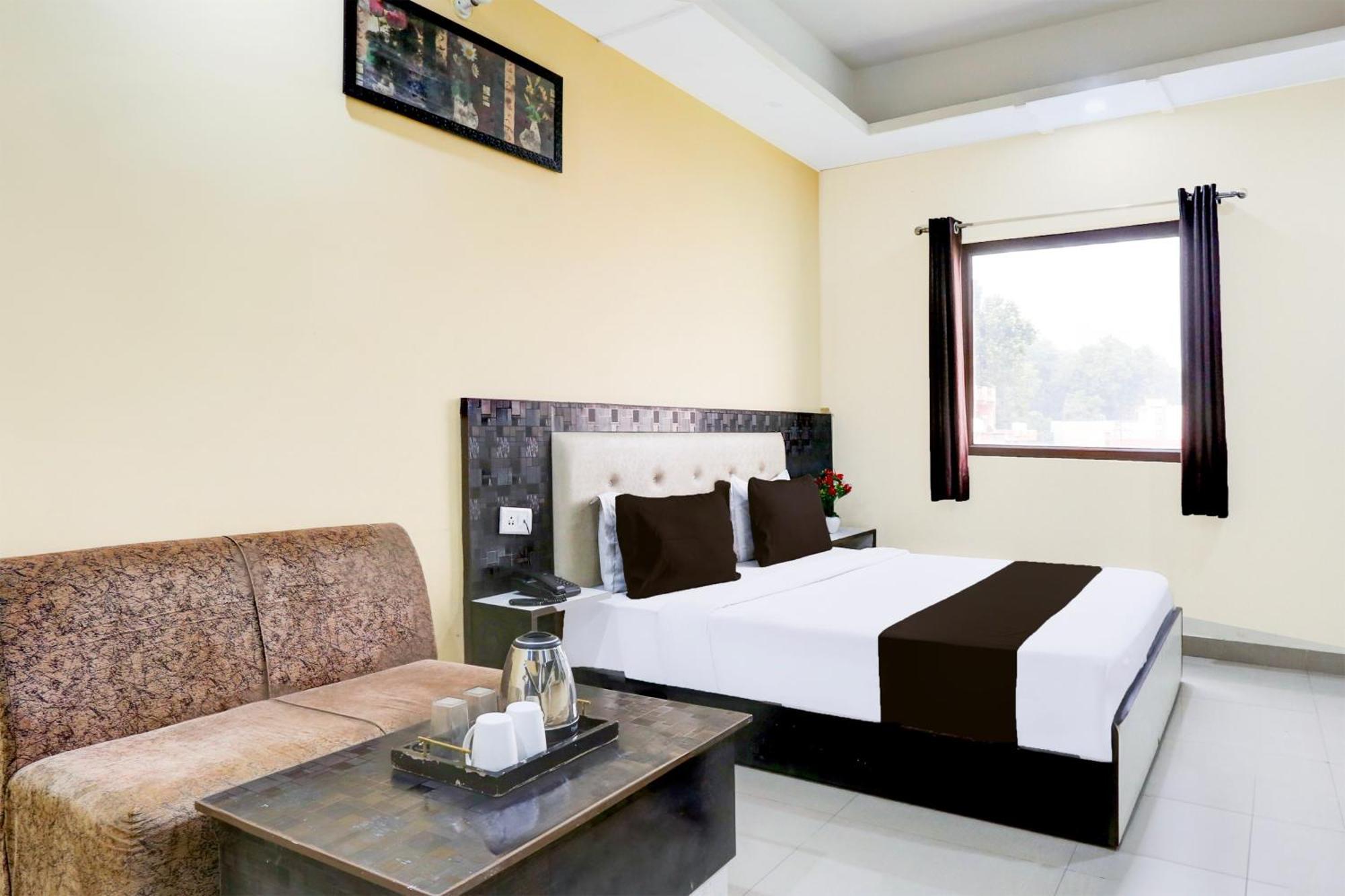 Super Hotel O Indira Enclave Haridwar Raiwala Kültér fotó